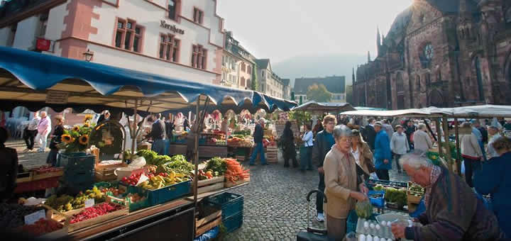 Freiburgas Zemnieku tirgus ar Mundus