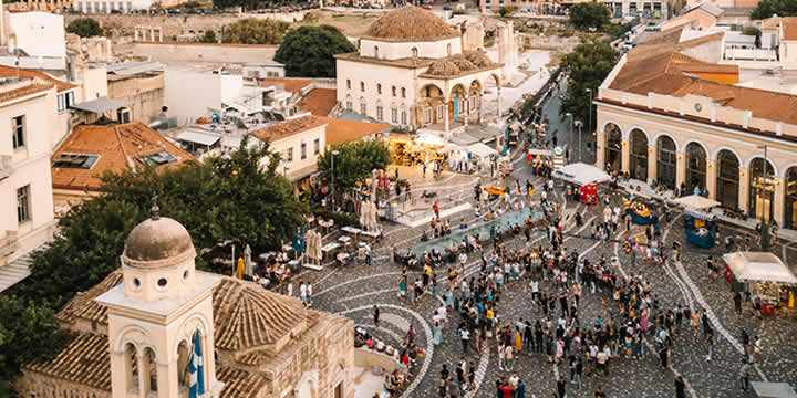 Monastiraki vecpilsētas laukums Atēnās, svētceļojums